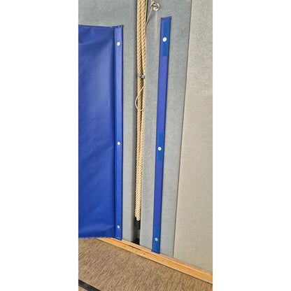 Abdeckung für Klettertaue, Schaukelringe und Nischen in Sporthallen
