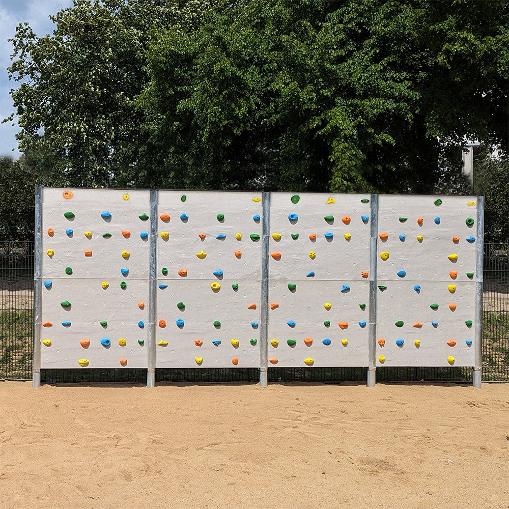 Freistehende Boulderwand Schieferstruktur