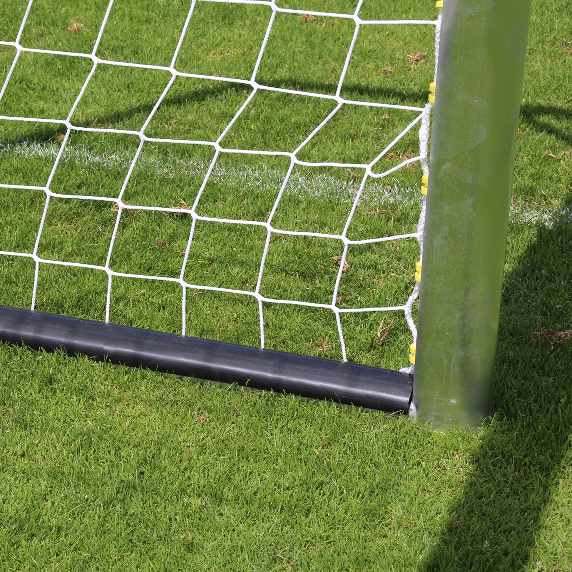 Fußballtor, vollverschweißt mit PlayersProtect