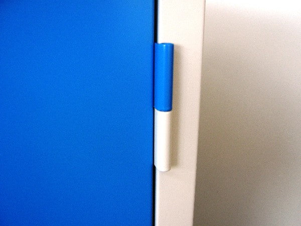 Modul-Sportgeräteschrank mit Grundausstattung